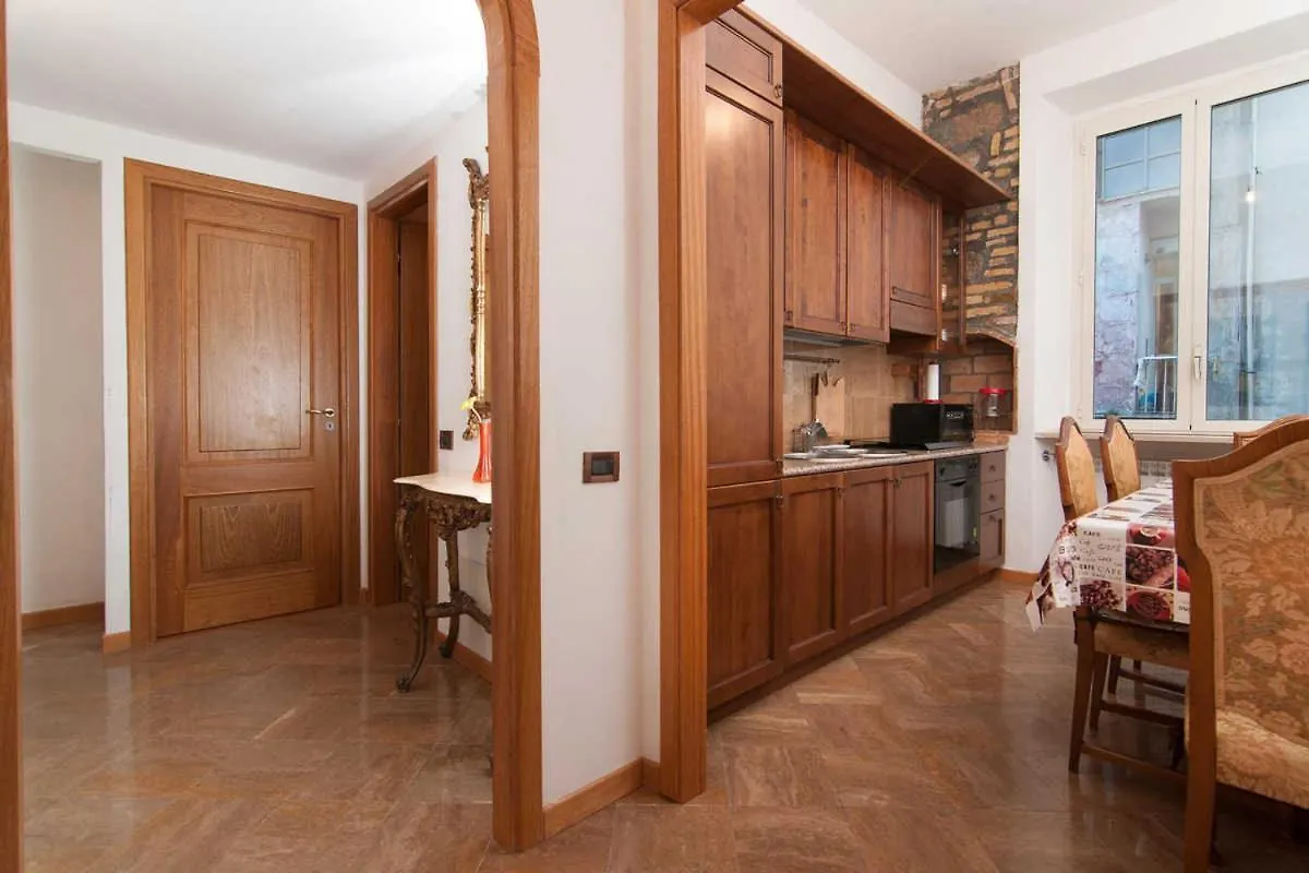 Termini Colosseum Apartment Rome