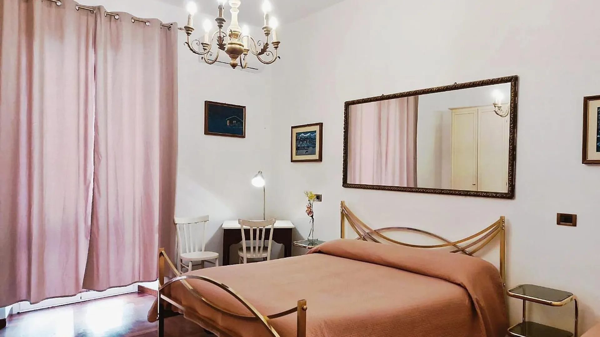 Termini Colosseum Apartment Rome