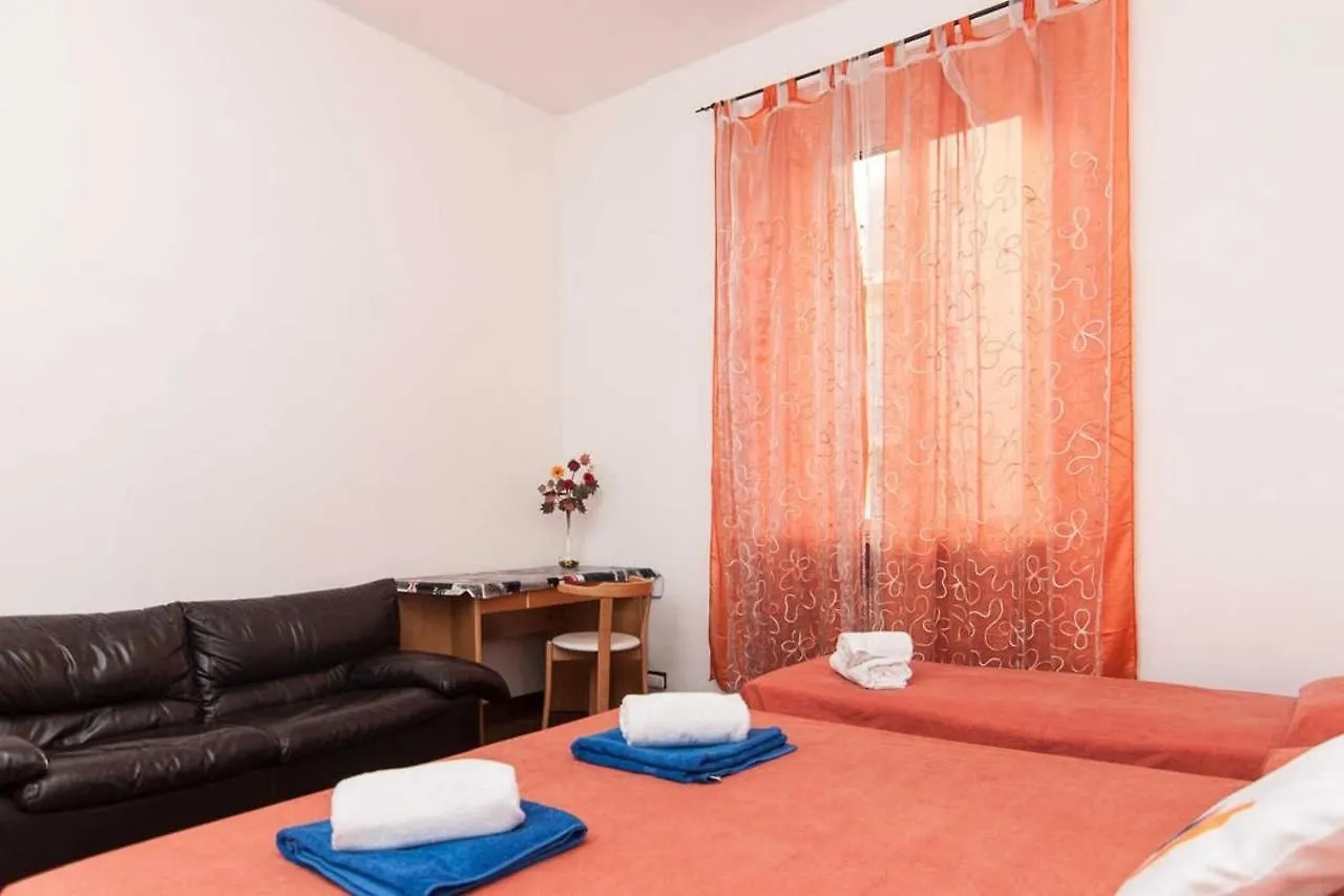 Termini Colosseum Apartment Rome