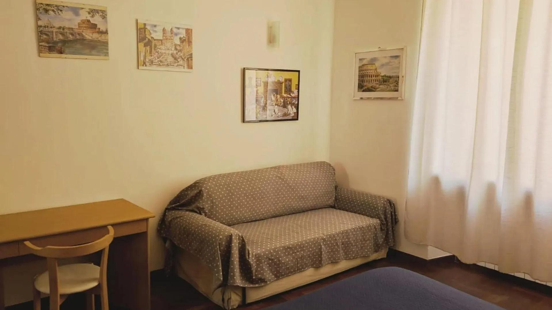 Termini Colosseum Apartment Rome Italy